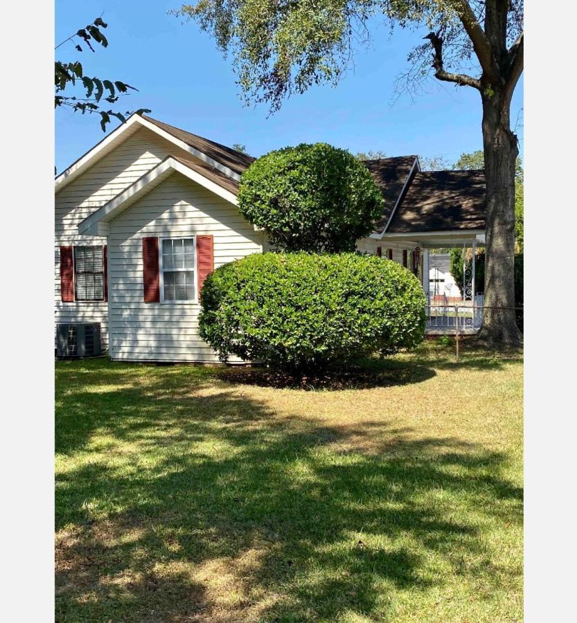 A Cozy Spot On Montague Villa Charleston Bagian luar foto