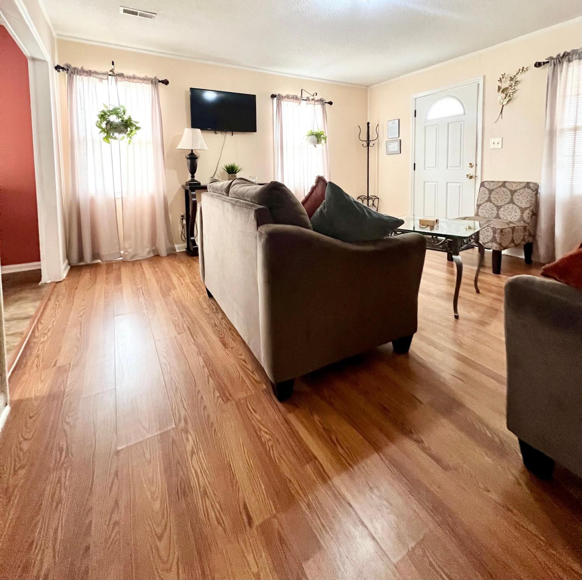 A Cozy Spot On Montague Villa Charleston Bagian luar foto